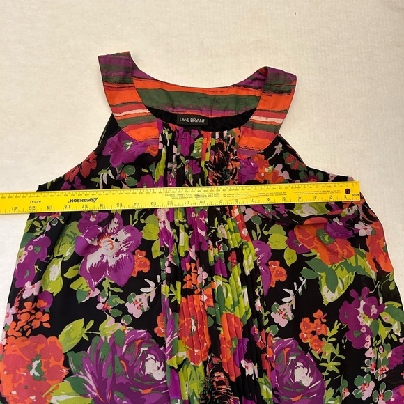 Lane Bryant sleeveless floral & striped pattern dress w/pleated hem. Sz-14. X14 - Picture 9 of 10